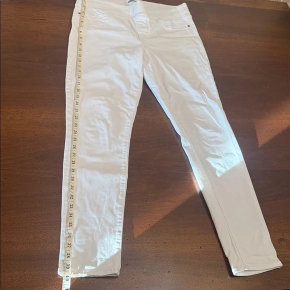 Women's White Jeans old Navy size 10 rockstar jeggings - Picture 3 of 8